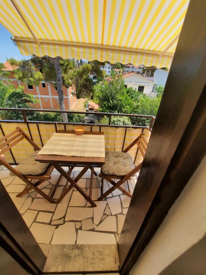 Apartamento Manda Ljubetic Sutivan Exterior foto