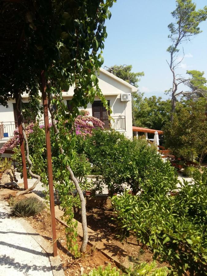 Apartamento Manda Ljubetic Sutivan Exterior foto