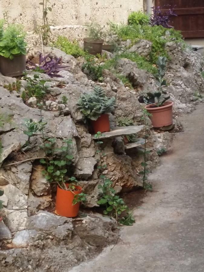 Apartamento Manda Ljubetic Sutivan Exterior foto