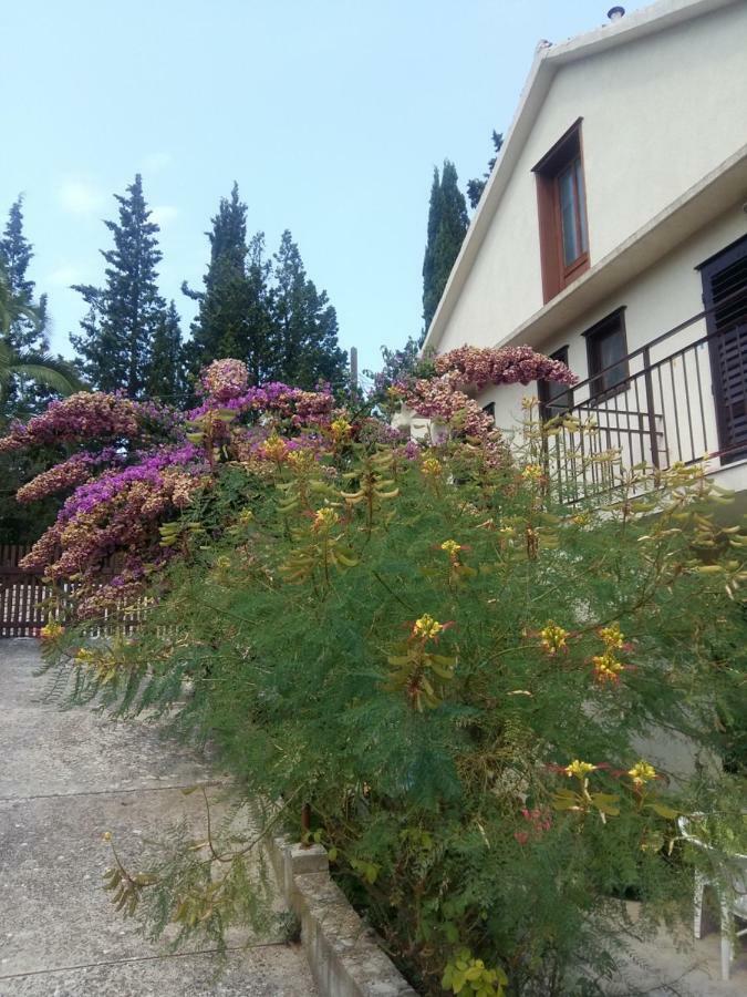 Apartamento Manda Ljubetic Sutivan Exterior foto