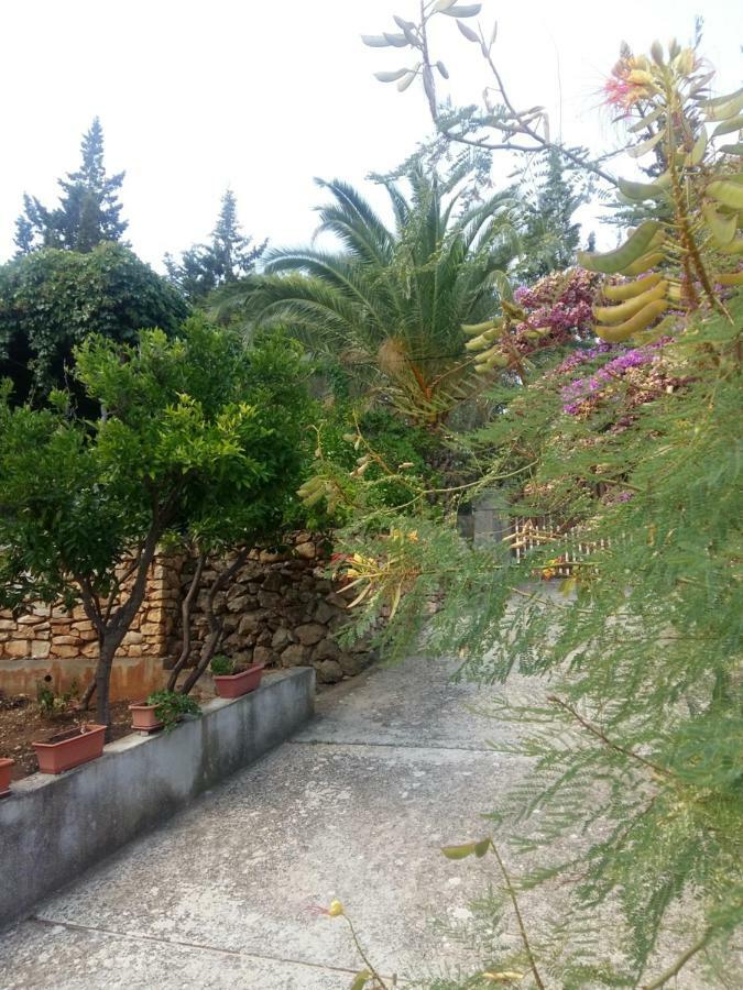 Apartamento Manda Ljubetic Sutivan Exterior foto